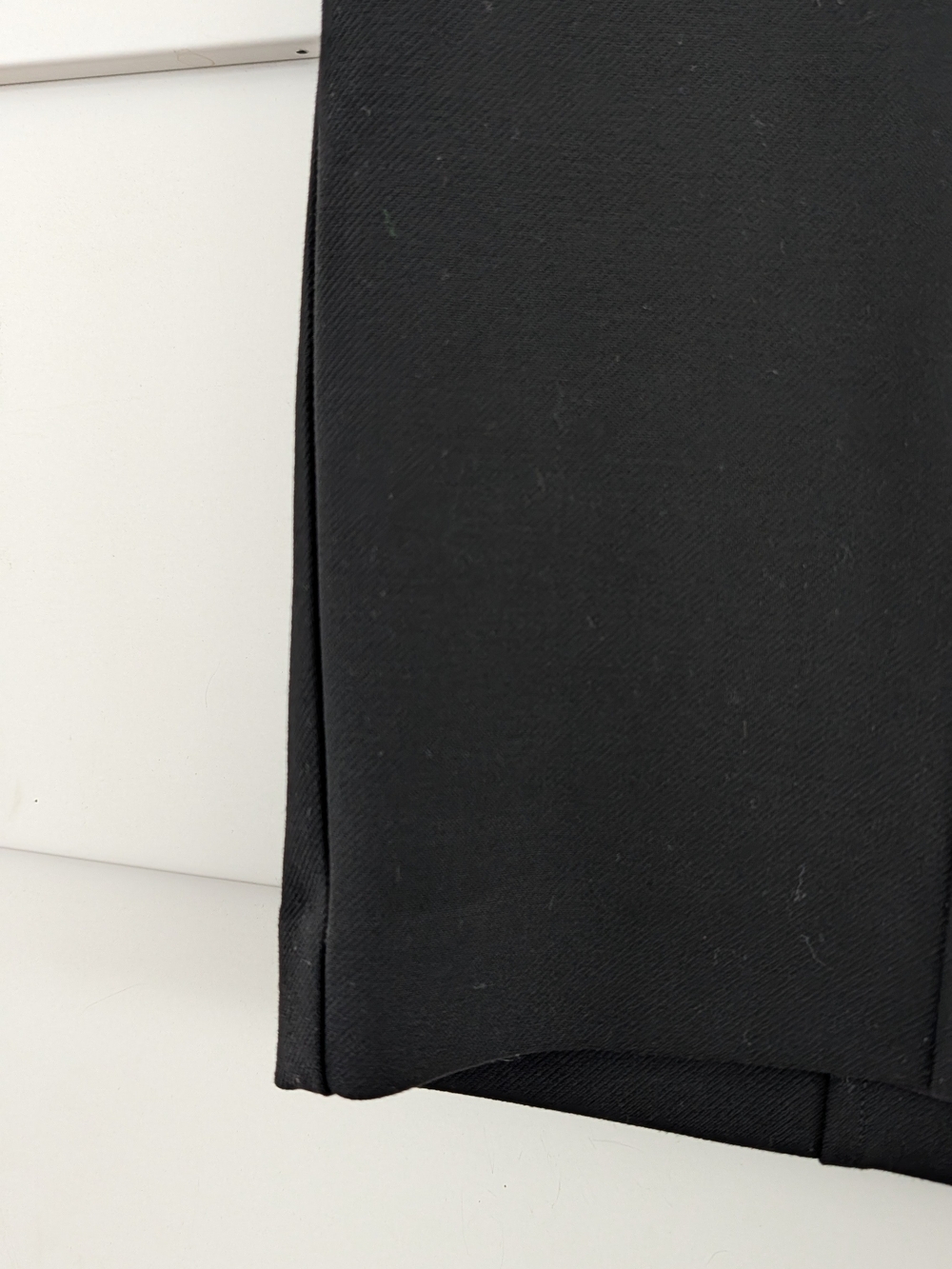 Express Black High-Waist, Knee Length Pencil Skirt, Size 12 - Picture 4 of 10